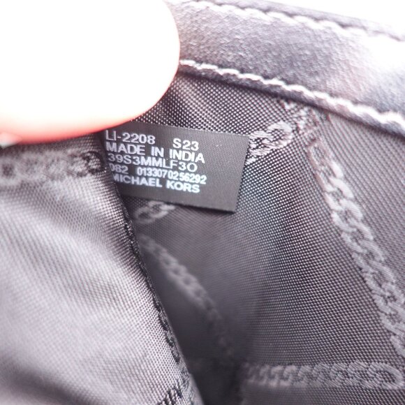 NWOT Michael Kors Malone Debossed Logo Duo Fold Wallet Gray Card Slot Pockets - Picture 7 of 10